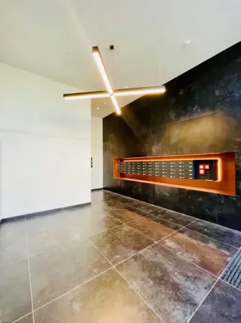 Pronájem bytu 1+kk, Praha - Vysočany, Střídavá, 36 m2