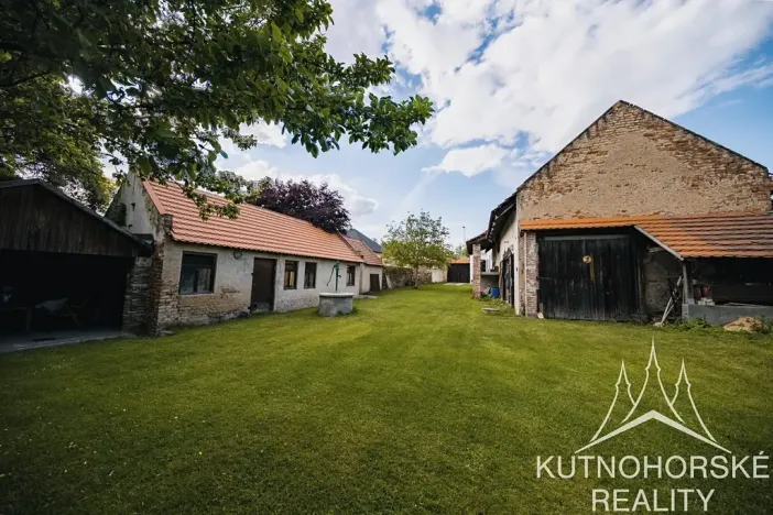 Prodej rodinného domu, Velenka, 414 m2