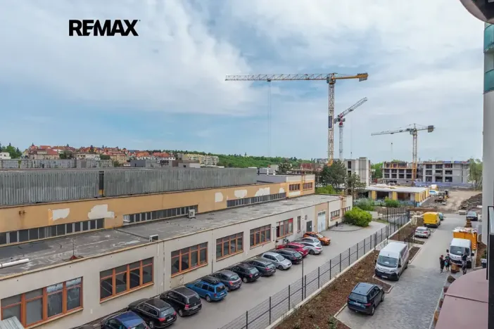 Prodej bytu 1+kk, Praha - Radlice, U Komína, 38 m2