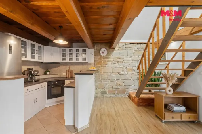 Prodej zemědělské usedlosti, Jarpice, 380 m2