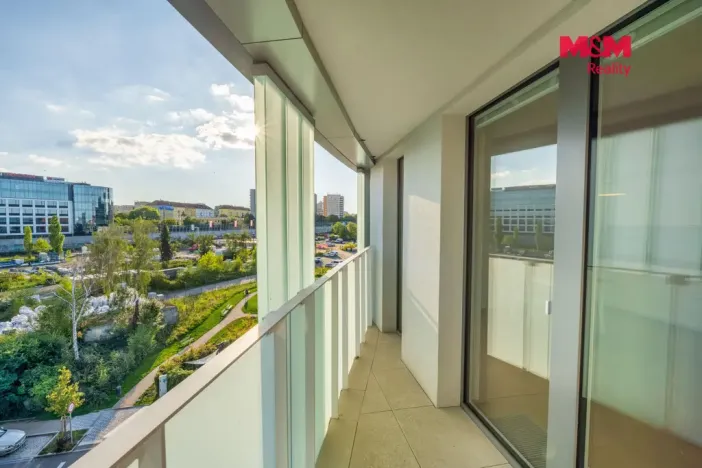 Pronájem bytu 1+kk, Praha - Michle, Hodonínská, 34 m2