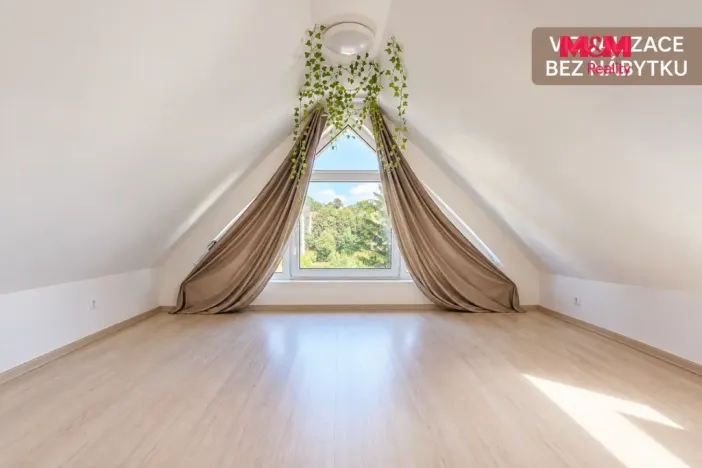 Prodej bytu 4+kk, Horní Lideč, 99 m2