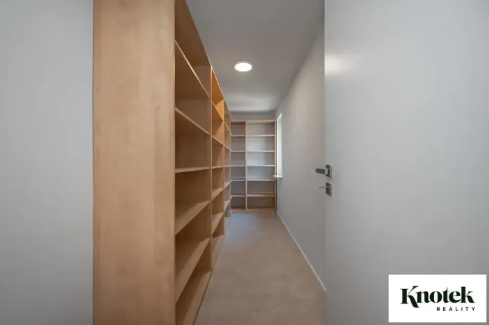 Pronájem bytu 6+kk a větší, Brno, Štefánikova, 400 m2