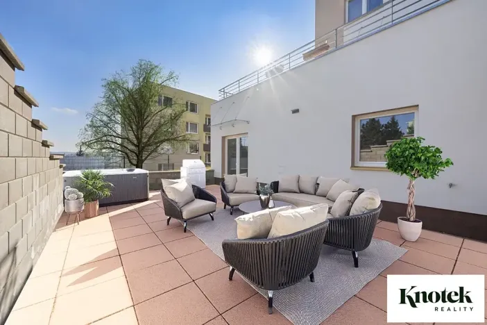 Prodej bytu 4+kk, Tišnov, Dřínová, 111 m2