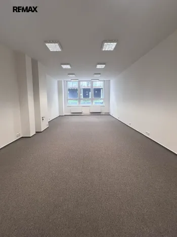Pronájem skladu, Rosice, Na Vyhlídce, 58 m2