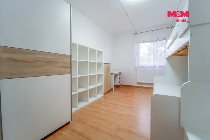 Pronájem bytu 3+1, Holoubkov, 59 m2
