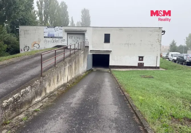 Prodej garáže, Kroměříž, Albertova, 19 m2