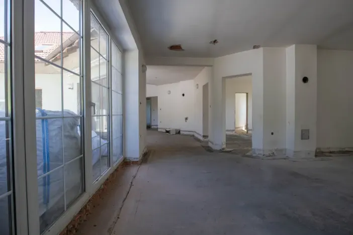 Prodej rodinného domu, Sezemice - Veská, 400 m2