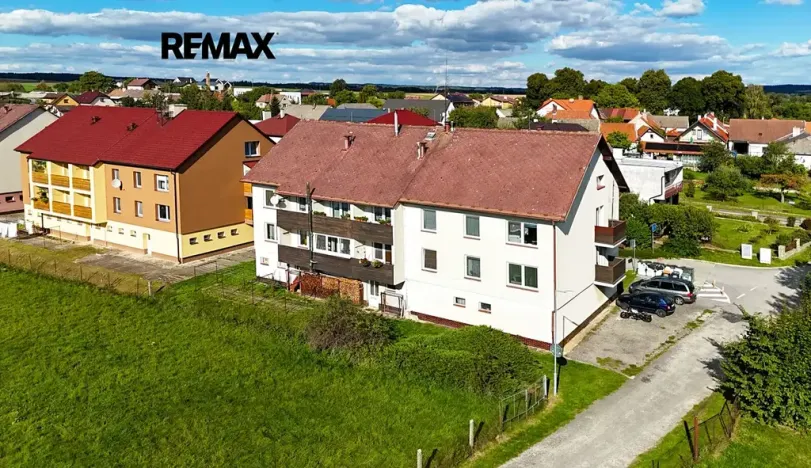 Prodej bytu 4+1, Deštná, U hřiště, 86 m2