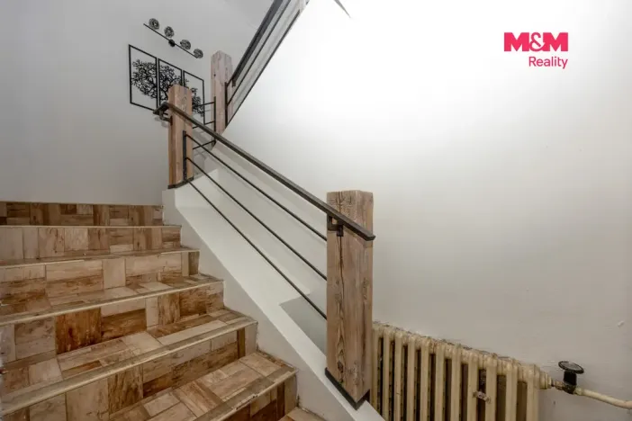 Prodej rodinného domu, Ústín, 242 m2