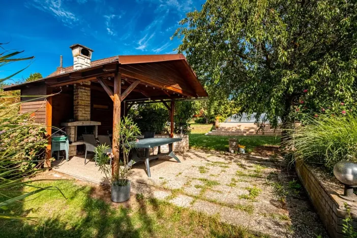 Prodej rodinného domu, Mikulovice, Farní, 320 m2
