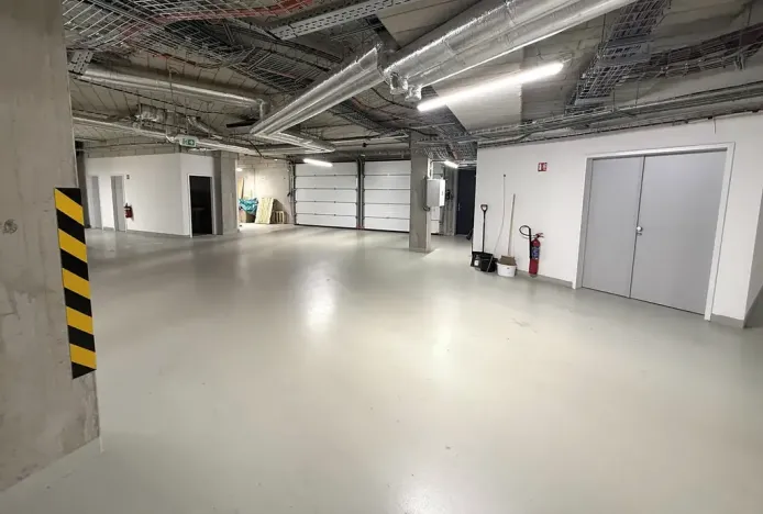 Pronájem garáže, Brno, třída Generála Píky, 12 m2