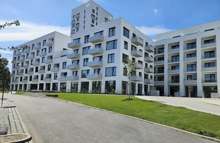Pronájem garáže, Brno, třída Generála Píky, 12 m2