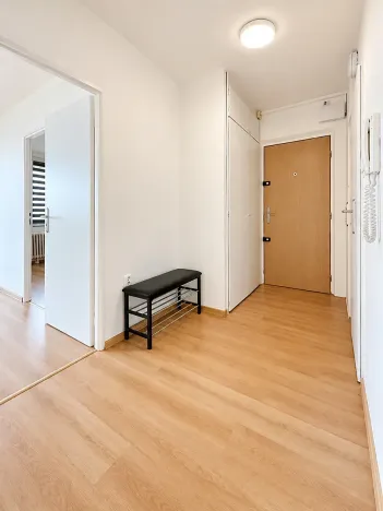 Prodej bytu 3+1, Hradec Králové, Třebechovická, 65 m2