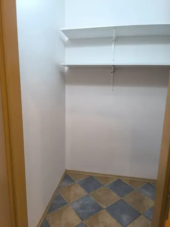 Prodej bytu 2+kk, Praha - Troja, Hnězdenská, 46 m2