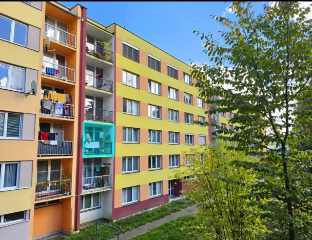 Prodej podílu bytu 3+1, Český Krumlov, Sídliště Plešivec, 75 m2