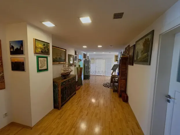 Prodej bytu 4+1, Praha - Dejvice, Evropská, 142 m2