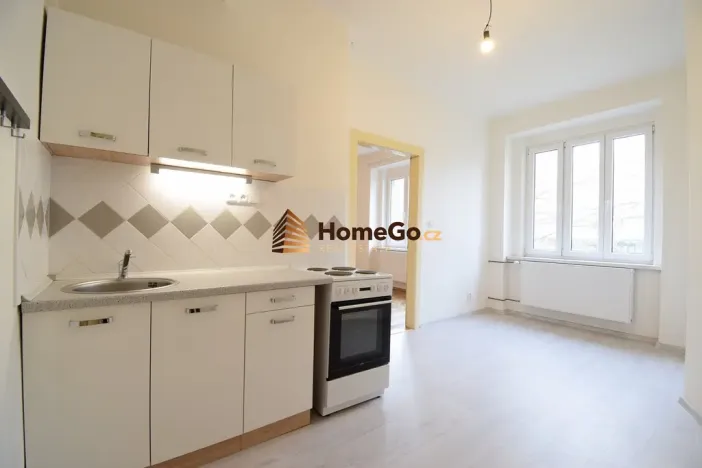 Pronájem bytu 2+kk, Praha - Nusle, Na Vítězné pláni, 53 m2