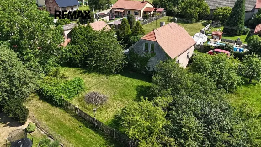 Prodej rodinného domu, Běleč, 200 m2