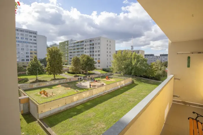 Pronájem bytu 3+1, Praha - Žižkov, Ostromečská, 83 m2