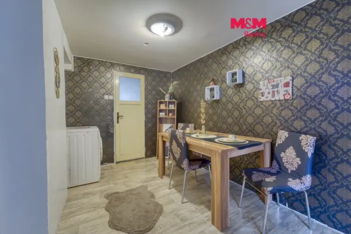 Prodej bytu 2+1, Teplá, Klášterní, 88 m2