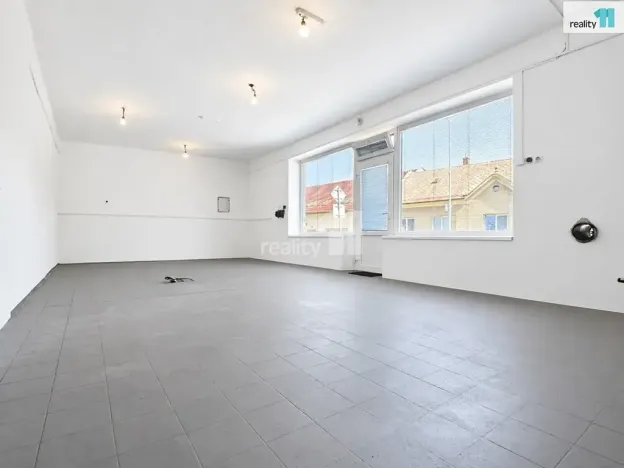 Prodej komerční nemovitosti, Chvalčov, Svornosti, 62 m2