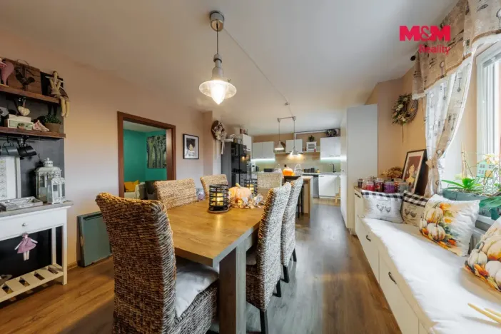 Prodej rodinného domu, Nová Role, Chodovská, 160 m2