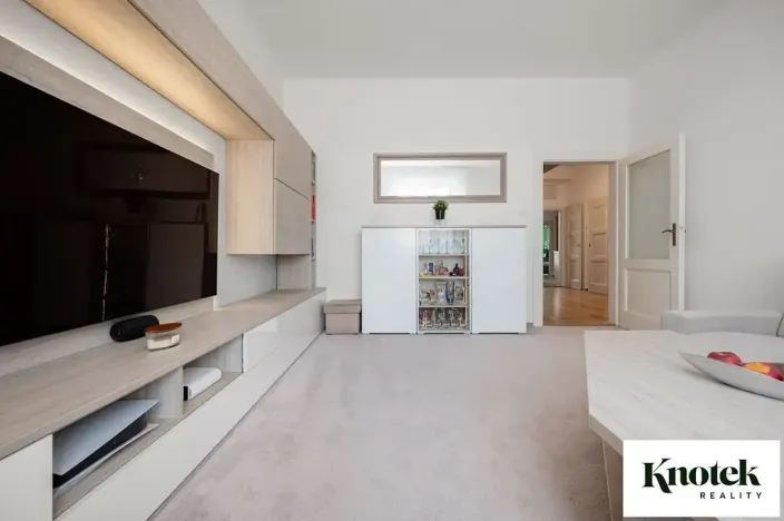 Prodej bytu 3+1, Brno, Staňkova, 82 m2
