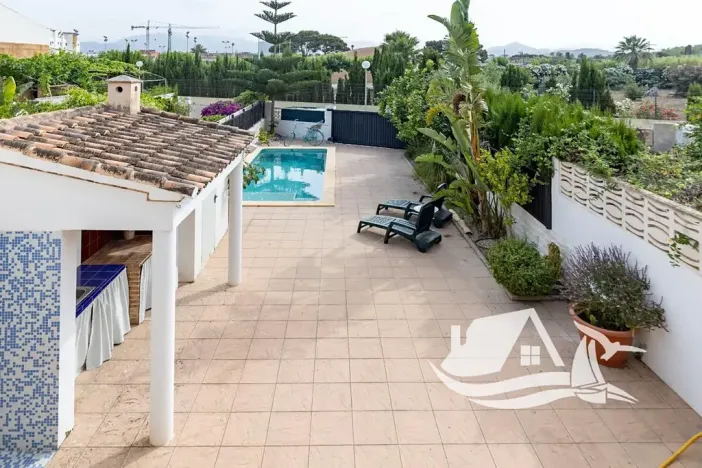 Prodej rodinného domu, Oliva, Španělsko, 150 m2