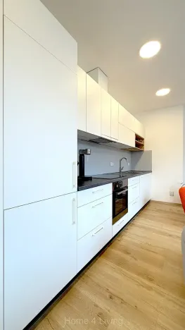 Pronájem bytu 3+kk, Praha - Karlín, Pod výtopnou, 70 m2