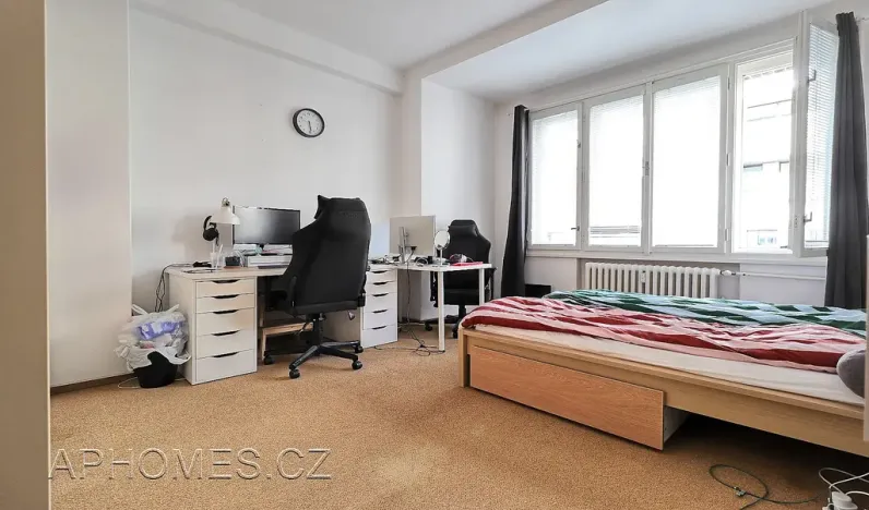 Pronájem bytu 2+kk, Praha, Sokolovská, 49 m2