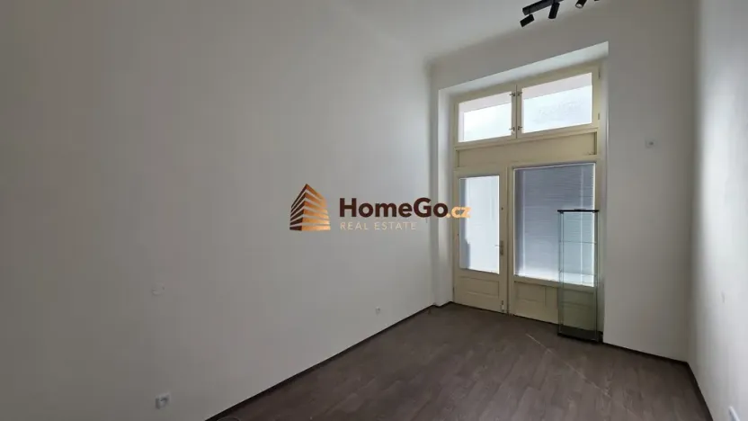 Pronájem obchodního prostoru, Praha - Vršovice, Žitomírská, 32 m2