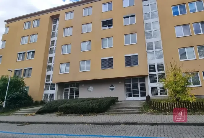 Pronájem bytu 1+1, Brno, Majdalenky, 52 m2