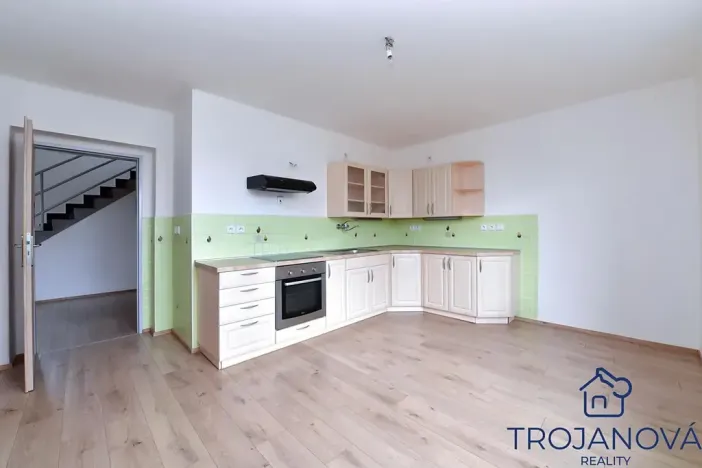 Pronájem rodinného domu, Benešov, Nezvalova, 250 m2