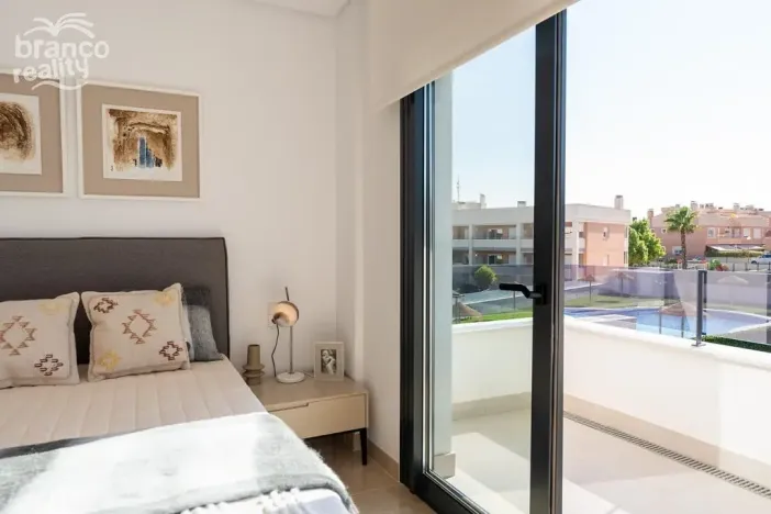 Prodej rodinného domu, La Marina, Alicante, Španělsko, 98 m2