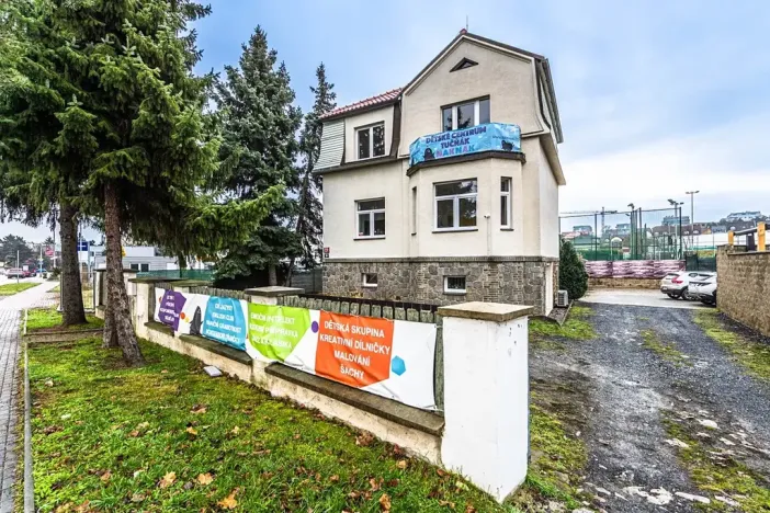 Prodej rodinného domu, Praha - Štěrboholy, Ústřední, 220 m2