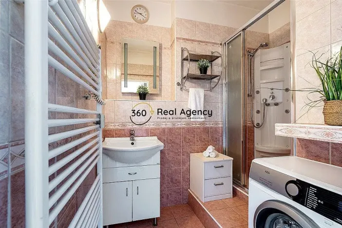 Prodej bytu 2+1, Praha - Libeň, Na Rokytce, 62 m2