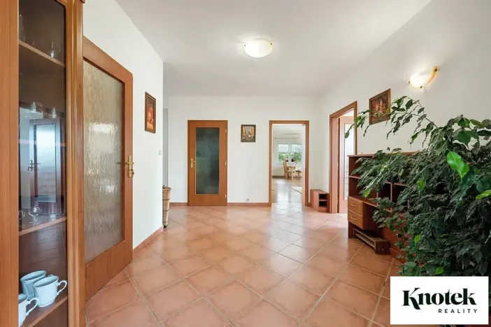 Prodej rodinného domu, Hoštice, 168 m2