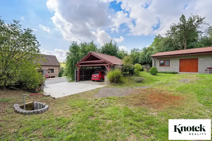 Prodej rodinného domu, Hoštice, 168 m2
