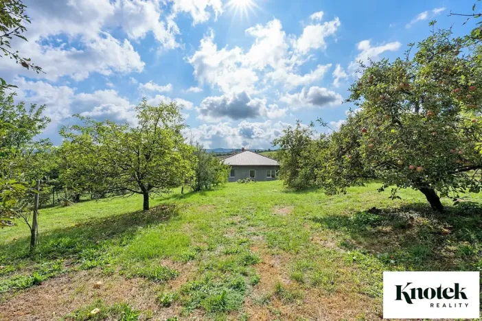 Prodej rodinného domu, Hoštice, 168 m2