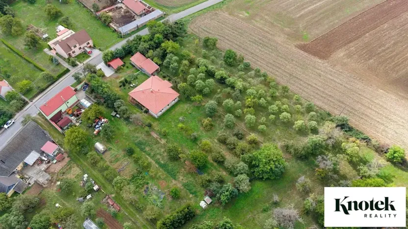 Prodej rodinného domu, Hoštice, 168 m2