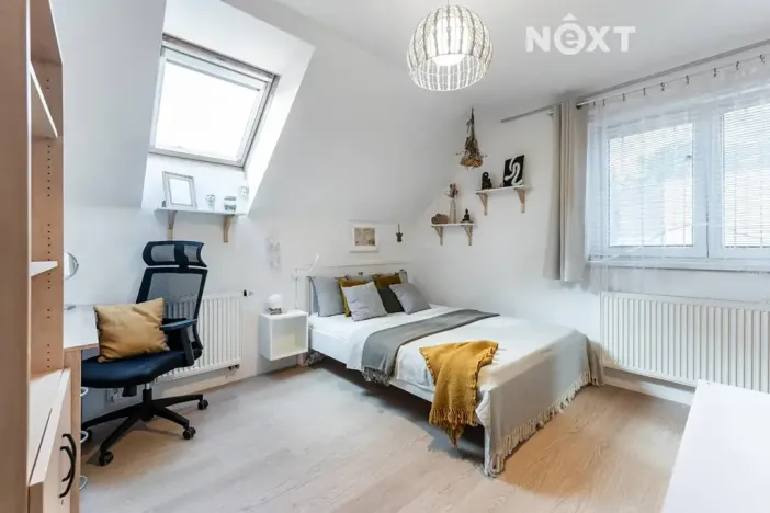 Prodej rodinného domu, Mukařov, Pod hrází, 180 m2