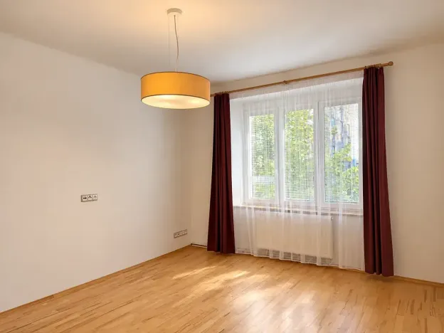 Pronájem bytu 2+kk, Praha - Žižkov, Křišťanova, 58 m2