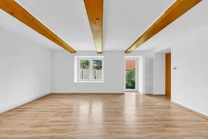 Prodej rodinného domu, Vlkov pod Oškobrhem, 82 m2