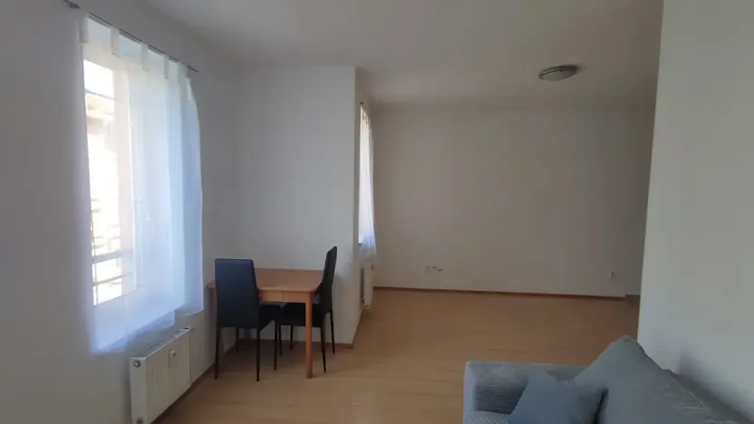 Prodej bytu 1+kk, Praha - Košíře, Plzeňská, 30 m2