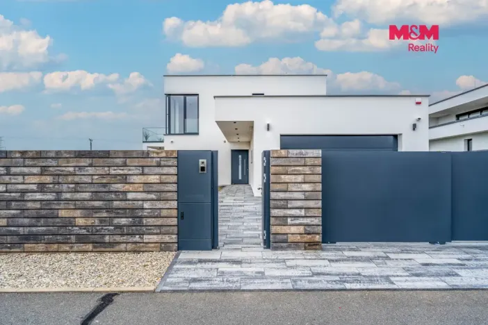 Prodej rodinného domu, Předboj, Západní Stráň, 233 m2
