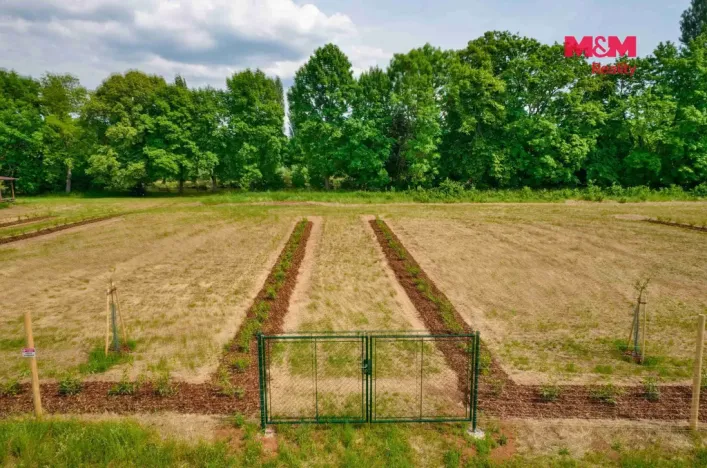 Prodej zahrady, Hradec Králové - Pražské Předměstí, 500 m2