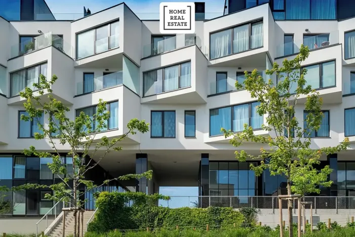 Pronájem bytu 2+kk, Praha - Smíchov, Kobrova, 100 m2
