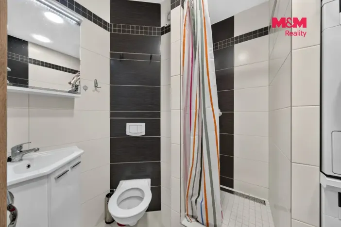 Prodej bytu 1+kk, Třeboň - Třeboň II, Táboritská, 30 m2