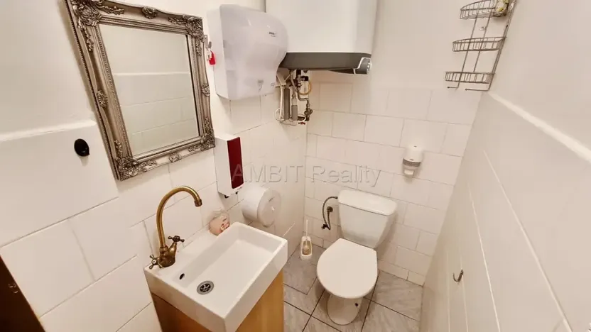 Pronájem kanceláře, Praha - Řepy, Žalanského, 60 m2